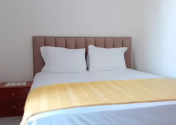 Nada Apartament Saranda